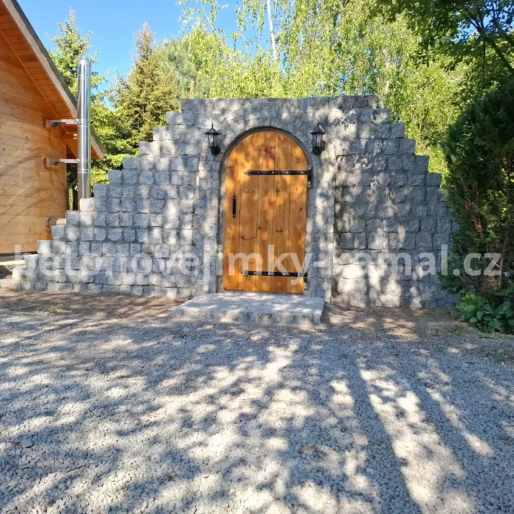 Betonovy sklep s půlkulatou kopulí bez předsíňky se vstupem z čelní strany - (300x240x240cm) - Obrázek 3