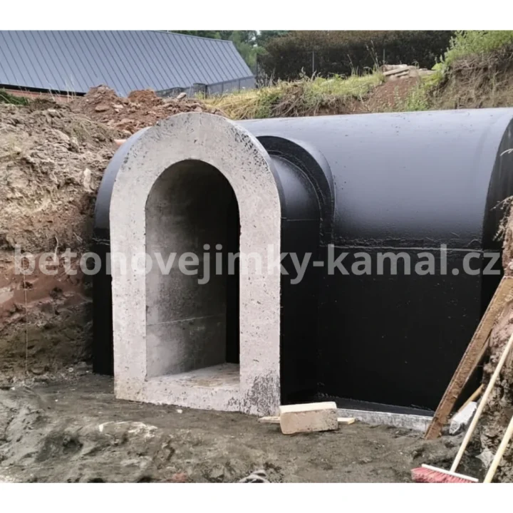 Betonovy sklep s půlkulatou kopulí bez předsíňky se vstupem z boční strany - (390x240x250cm) - Obrázek 9