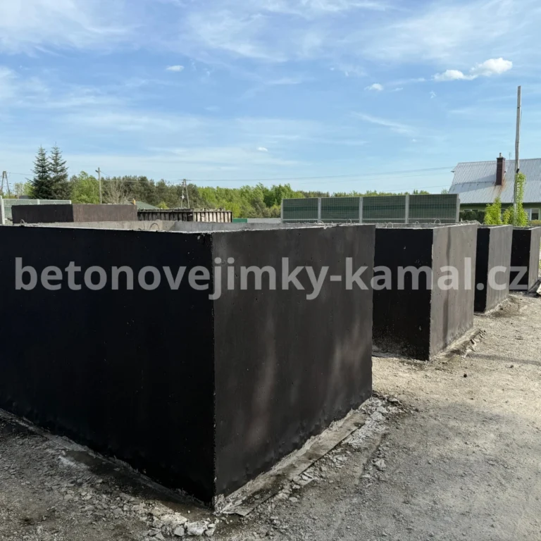 sklad-betonovych-jimek-s-izolaci-asfaltovy-nater